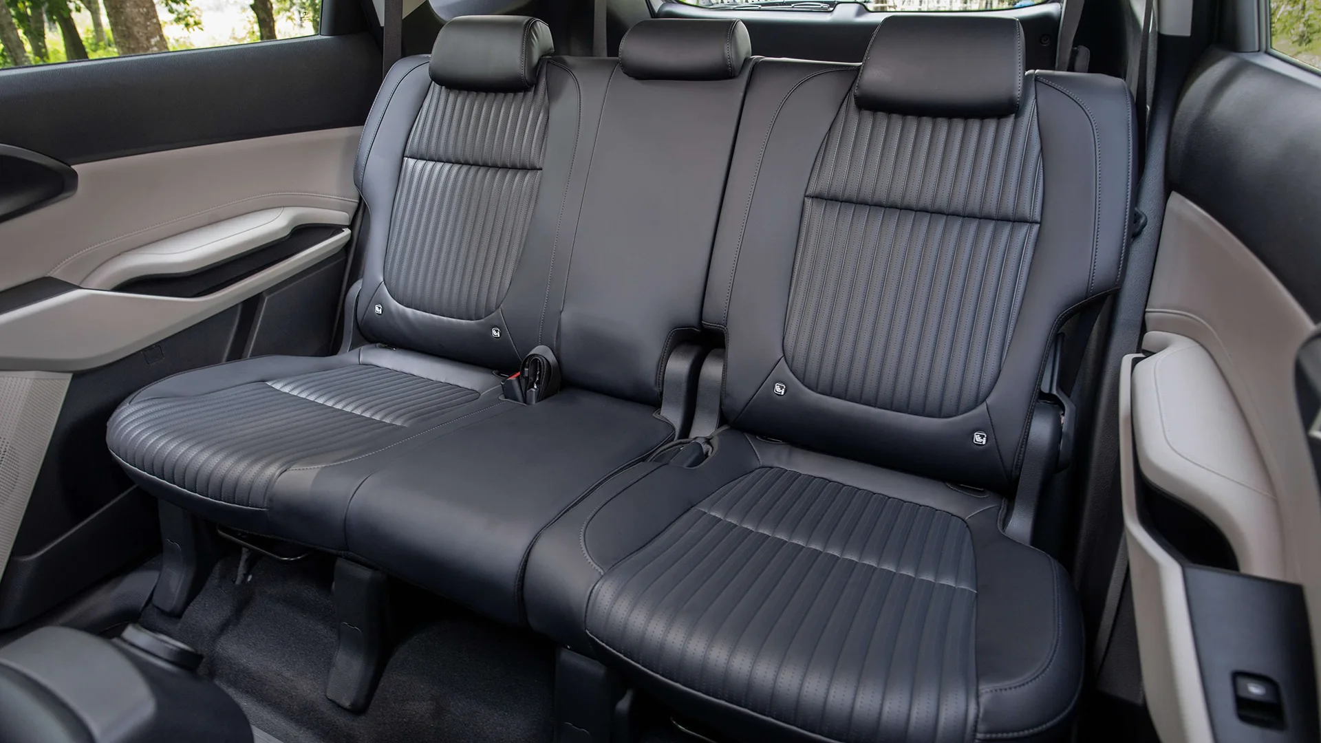 KIA Carens Clavis