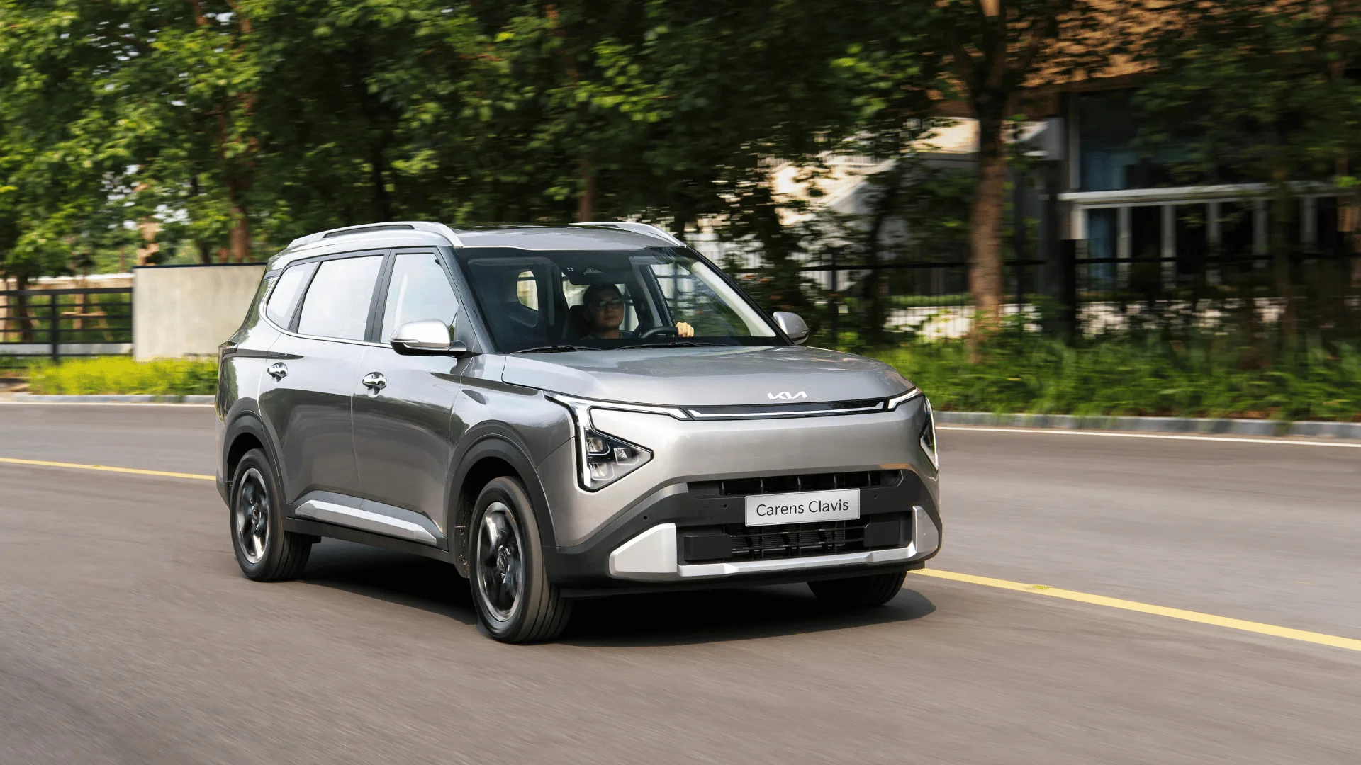 KIA Carens Clavis